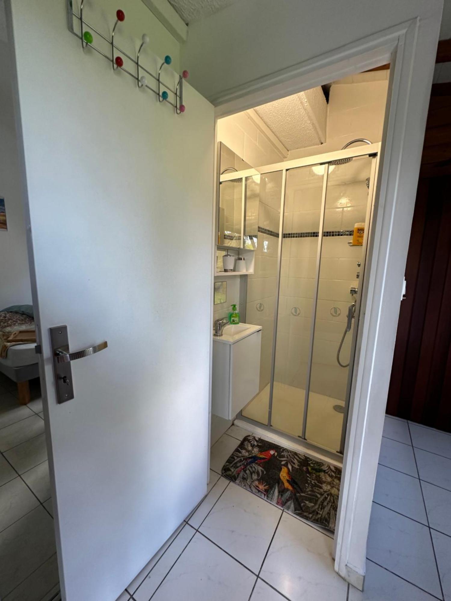 Appt F2 Bellissima Lägenhet Baie-Mahault Exteriör bild