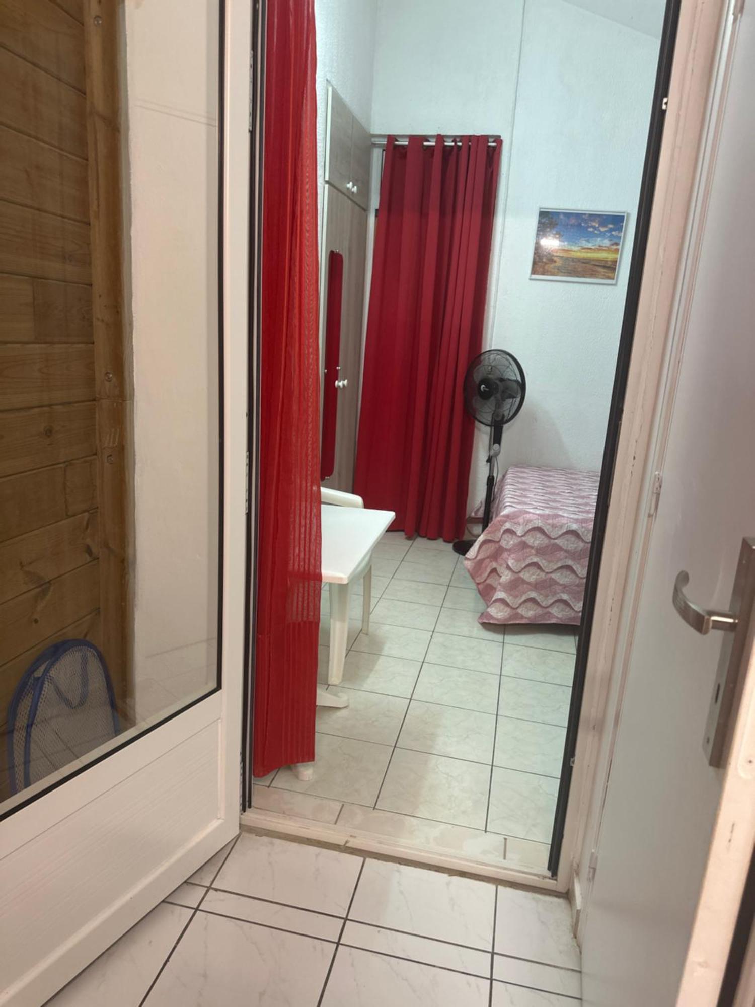 Appt F2 Bellissima Lägenhet Baie-Mahault Exteriör bild